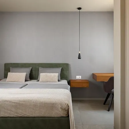 Maneo Lux דירה *