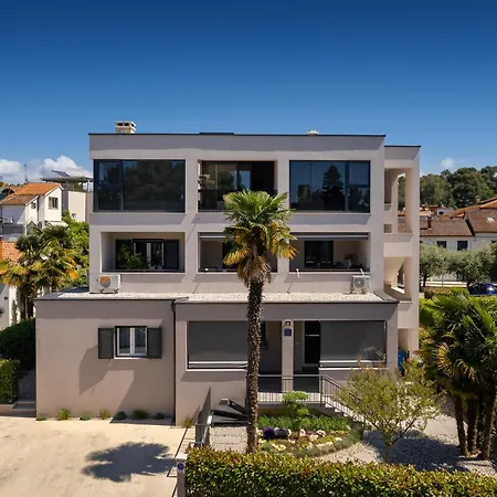 Maneo Lux * Пореч