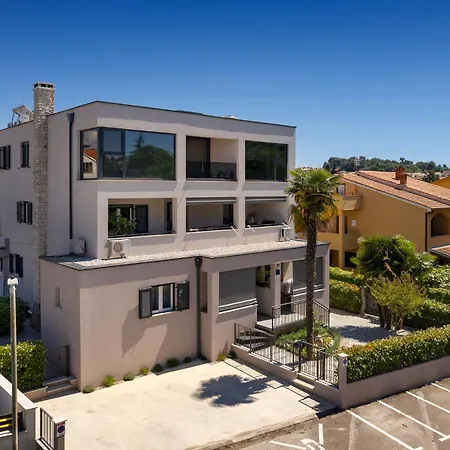 Maneo Lux Apartman Poreč